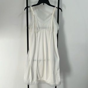 Vintage Philmaid White Adjustable Strap Full Slip Nylon Women Size 40